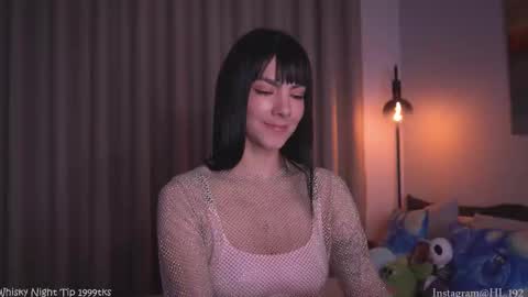 Snapshot of hollylinder_ chatting on 22, 11, 2025 Holly Linder online show from 22, 11, 2025