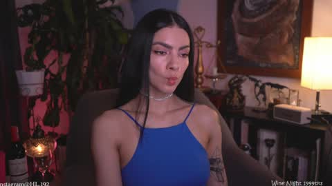 Holly Linder online show from 11, 4, 2026