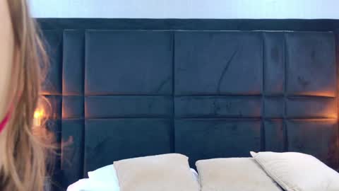 Holly online show from 5, 5, 2026