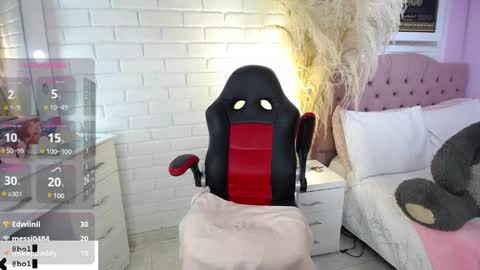  holly princess mermaid  online show from 8, 1, 2025