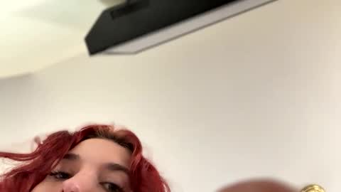 Snapshot of hollyquinniscute chatting on 21, 12, 2025 Brat online show from 21, 12, 2025