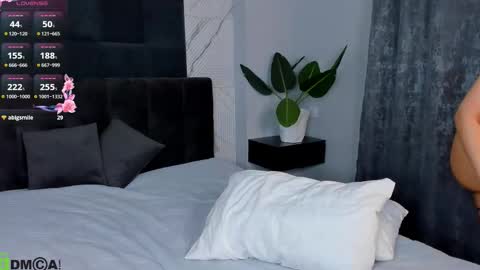 Holly online show from 30, 11, 2025