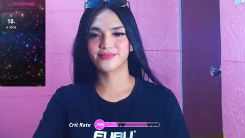 Snapshot of hollywoodbitch chatting on 13, 11, 2025 Isabella Marie online show from 13, 11, 2025