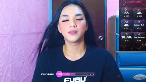 Snapshot of hollywoodbitch chatting on 1, 12, 2025 Isabella Marie online show from 1, 12, 2025