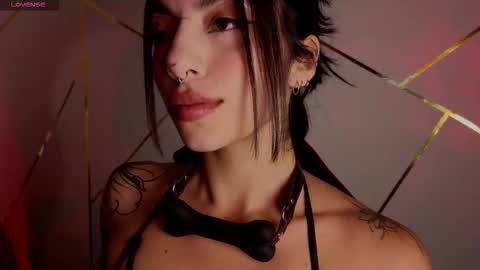 holly online show from 16, 1, 2026