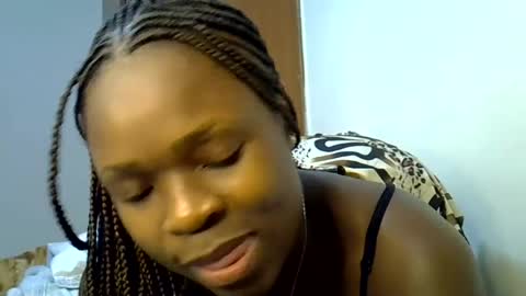 Snapshot of holy_ebony chatting on 7, 7, 2026 holy_ebony online show from 7, 7, 2026