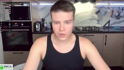 holy_eggs_00 online show from 13, 10, 2025