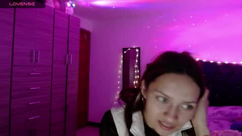 Juli online show from 18, 9, 2025