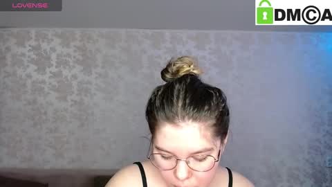 Snapshot of holy_michela chatting on 17, 1, 2025 Welcome guys Pleasure to see you all here My name is MichaelaTip menu is active Private is open online show from 17, 1, 2025