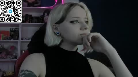 holy_mistresss online show from 12, 5, 2026