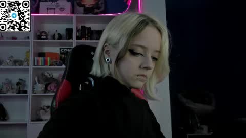 holy_mistresss online show from 19, 5, 2026