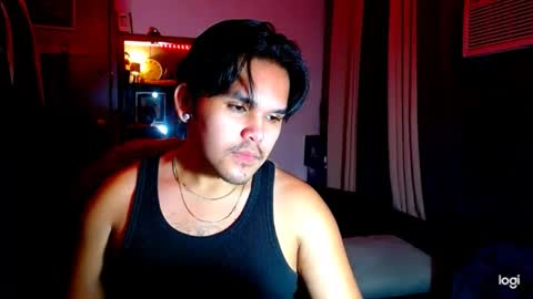 Snapshot of holydiorx chatting on 5, 4, 2026 holydiorx online show from 5, 4, 2026