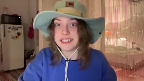 dori not holy get my tg channel with link from description under last photo online show from 3, 3, 2025