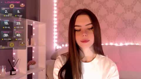 Mia online show from 2, 10, 2025