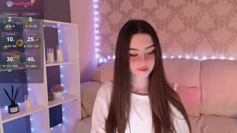 Snapshot of holymiax chatting on 13, 4, 2026 Mia online show from 13, 4, 2026