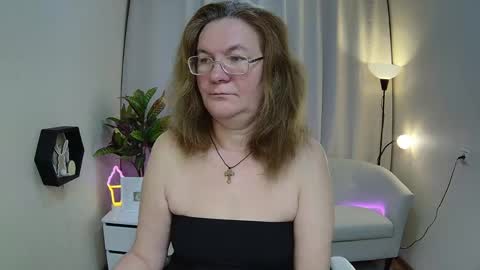 holymilfa online show from 7, 5, 2026