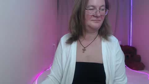 holymilfa online show from 11, 5, 2026