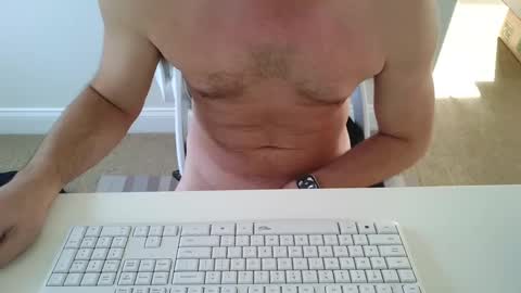 Snapshot of holymoses8 chatting on 4, 3, 2025 holymoses8 online show from 4, 3, 2025