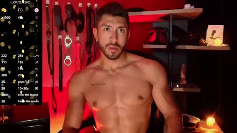 Homme Erotic  Chris online show from 21, 12, 2025