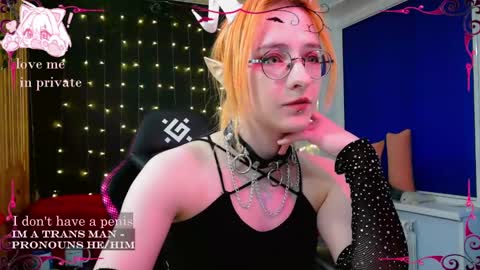 Honelints boyblonde hair AsterMIntfemboybrown hair online show from 9, 3, 2025