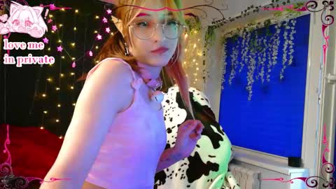 Honelints boyblonde hair AsterMIntfemboybrown hair online show from 8, 9, 2025