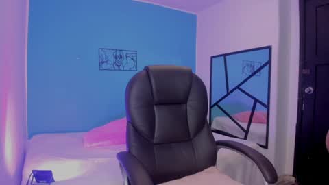 Sophie  online show from 13, 6, 2026