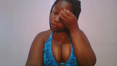 Snapshot of honey_beb chatting on 27, 10, 2025 honey_beb online show from 27, 10, 2025