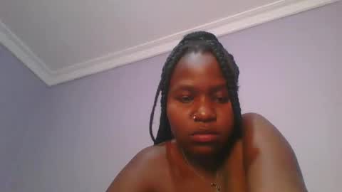 Snapshot of honey_beb chatting on 29, 10, 2025 honey_beb online show from 29, 10, 2025