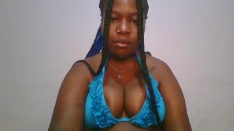 honey_beb online show from 3, 11, 2025