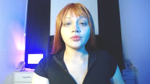 Snapshot of honey_dark chatting on 28, 1, 2025 Honney online show from 28, 1, 2025