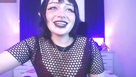 Snapshot of honey_dark chatting on 11, 2, 2025 Honney online show from 11, 2, 2025