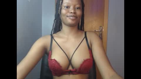 Snapshot of honey_juicydoll chatting on 22, 11, 2025 Sonia online show from 22, 11, 2025