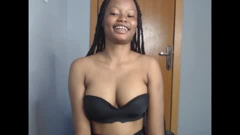 Snapshot of honey_juicydoll chatting on 23, 11, 2025 Sonia online show from 23, 11, 2025