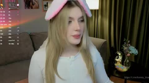 Snapshot of honey_kors chatting on 4, 4, 2026 Lina online show from 4, 4, 2026