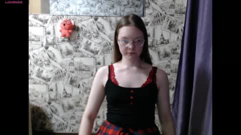 Lina online show from 11, 12, 2024
