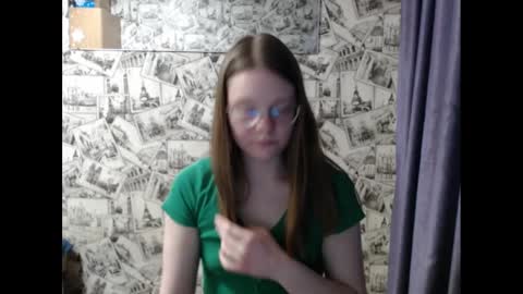 Lina online show from 4, 2, 2025