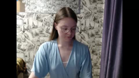 Lina online show from 14, 2, 2025