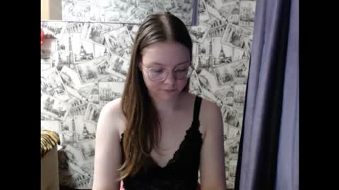 Lina online show from 10, 9, 2025