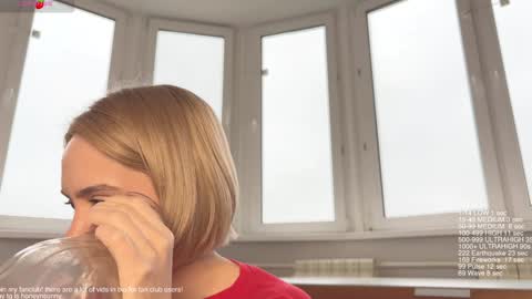 Snapshot of honey_sunshine chatting on 21, 10, 2025 Jenyanew vid how I squirt in forest in bio online show from 21, 10, 2025