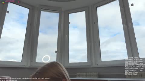 Snapshot of honey_sunshine chatting on 30, 10, 2025 Jenyanew vid how I squirt in forest in bio online show from 30, 10, 2025