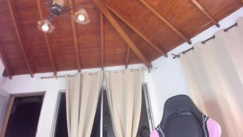 Snapshot of honey_sunshine7 chatting on 13, 9, 2025 Isabella online show from 13, 9, 2025