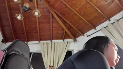 Snapshot of honey_sunshine7 chatting on 30, 10, 2025 Isabella online show from 30, 10, 2025