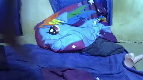 honey_sunshiny online show from 16, 2, 2026