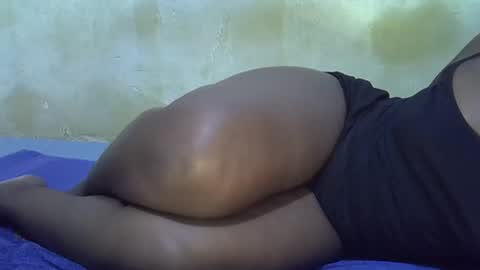 honey_sunshiny online show from 12, 5, 2026