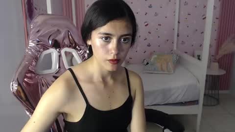 HONEY  online show from 2, 1, 2025