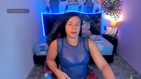 Snapshot of honey_viiolet chatting on 19, 10, 2025 Violet online show from 19, 10, 2025