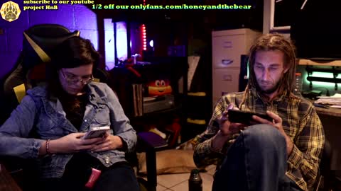 Honey and Bear online show from 10, 1, 2025