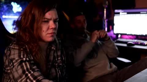 Honey and Bear online show from 1, 3, 2026