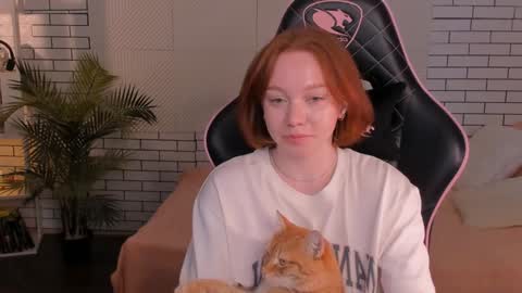 Snapshot of honeyautumn chatting on 11, 12, 2024 honeyautumn online show from 11, 12, 2024
