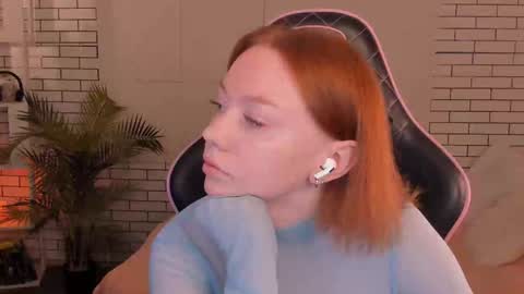 Snapshot of honeyautumn chatting on 21, 12, 2024 honeyautumn online show from 21, 12, 2024